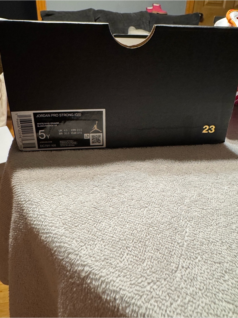 Jordan Pro Strong (GS)